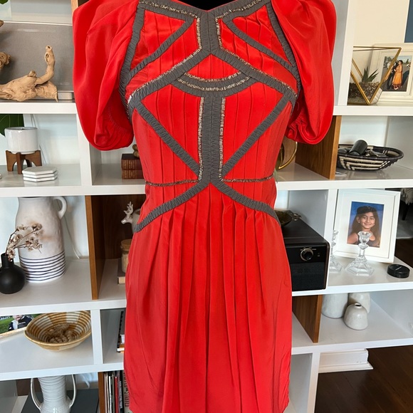 BCBG Maxaria Coral/Salmon coloured dress in size 2. - Picture 6 of 6